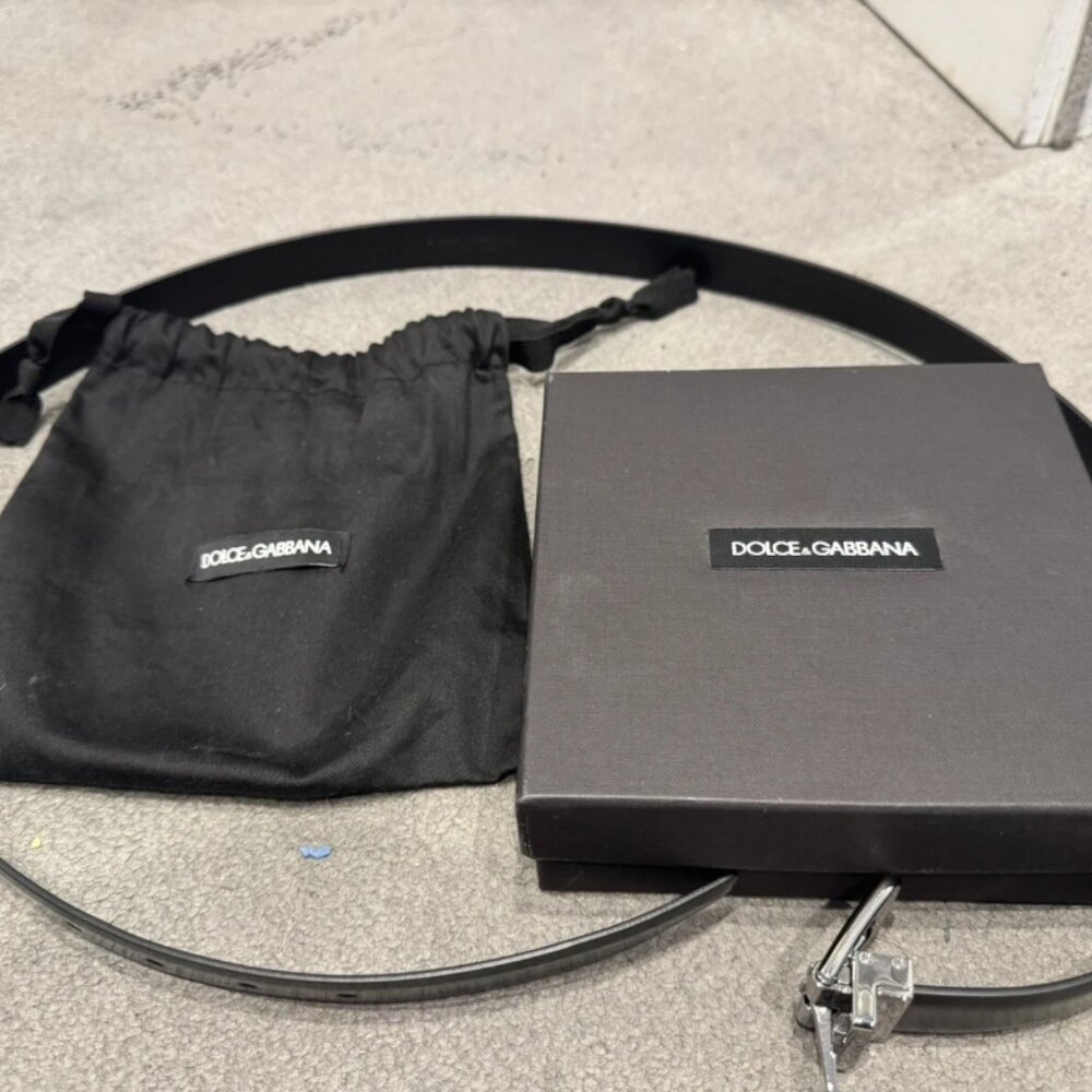 Docle & Gabbana Black Patent Leather Belt